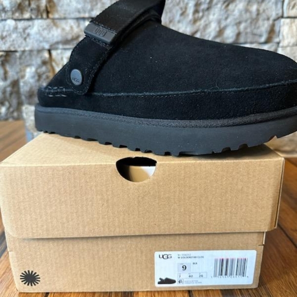 UGG Goldenstar Clogs - Picture 4 of 6